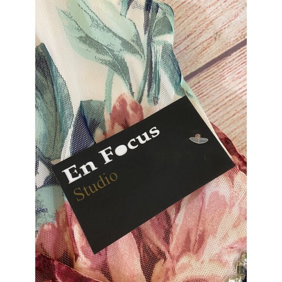 NWT En Focus Women's Soft Light Floral Maxi Dress - 10 - Picture 6 of 14